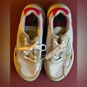 Adidas Women’s White & Pink Sneakers